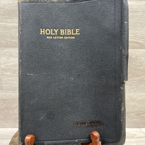 Vintage World Publishing Holy Bible Red Letter References KJV Morocco Leather - Picture 1 of 12